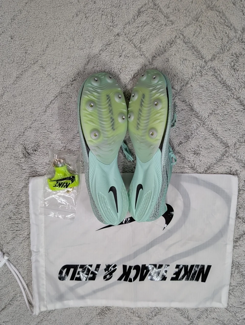 Nike Air Zoom Victory Mint Foam Volt Track Field Spikes Mens 11.5 DR9908-300 NEW
